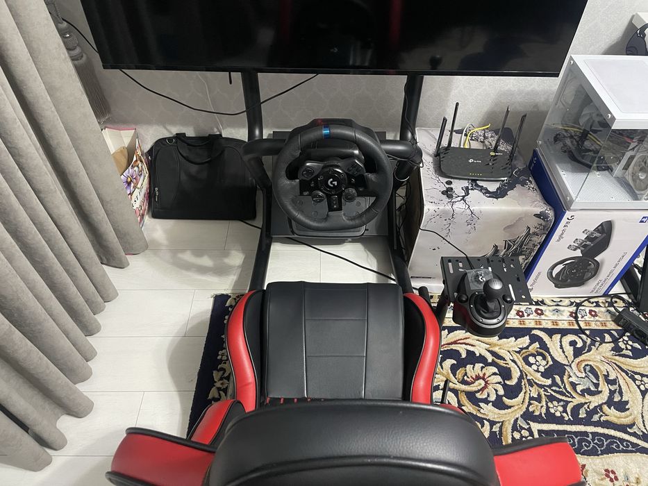 Симрейсинг-кокпит + Logitech G923 + КПП