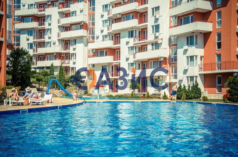 Апартамент с 2 спални и панорамна гледка към морето, "Панорама Форт Бийч", Свети Влас, 171.53 кв.м, #34155052
