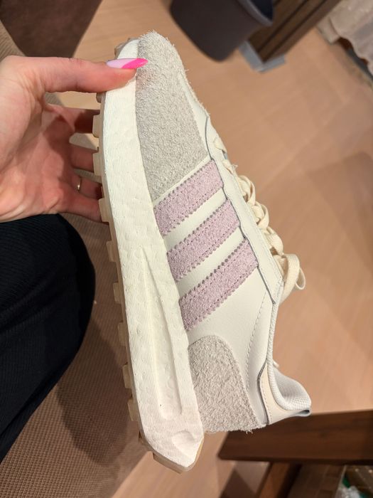 Adidas  Номер  EU 40 и 2/3  UK 7