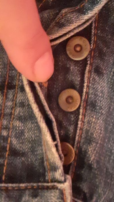 Мъжки дънки Hugo Boss.