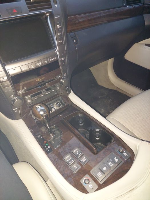 lexus ls600h на части
