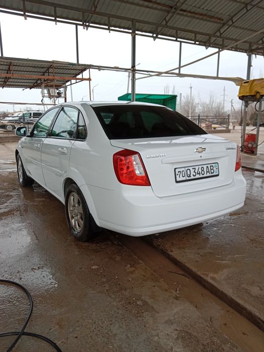 Gentra 2 pozitsiya 2015 yil moshina yangide