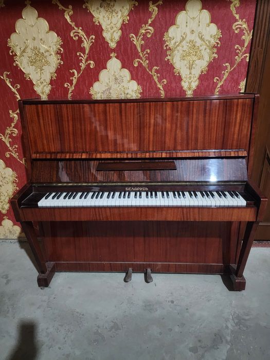 Беларусь пианино как новый хорошим состаяние