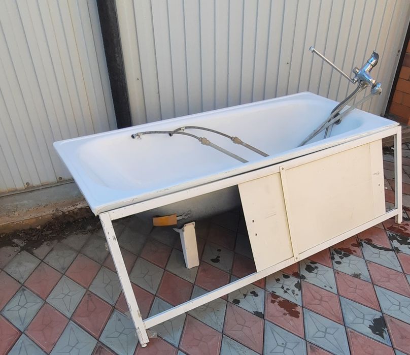 Продам б/у ванну. Состояние хорошее