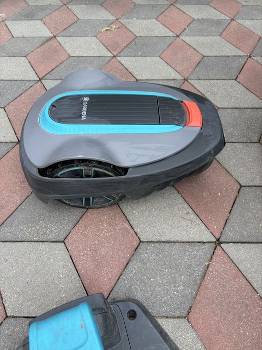 Robot tuns iarba Gardena Sileno City 250