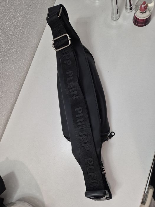 Vând borseta neagra barbati Philipp Plein