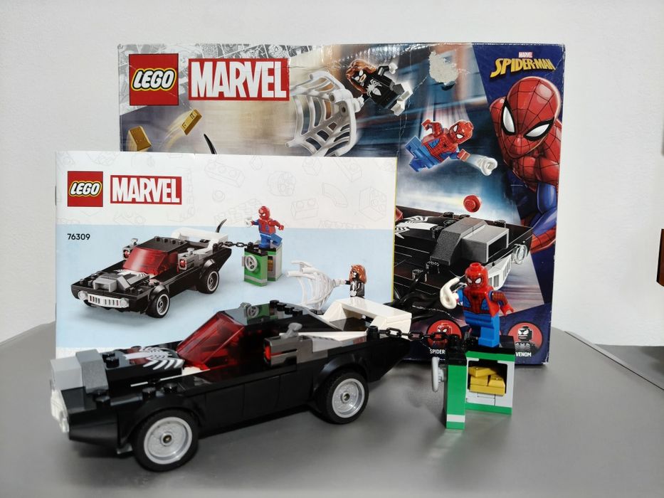 Lego Spiderman vs Venom Muscle Car