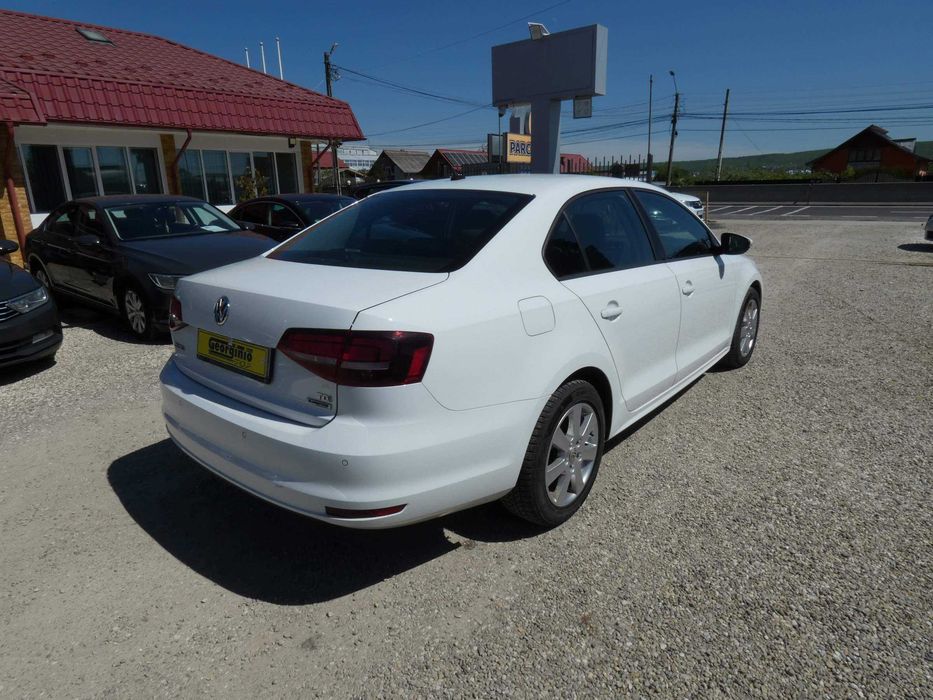 VOLKSWAGEN Jetta 2016 — imagine 4