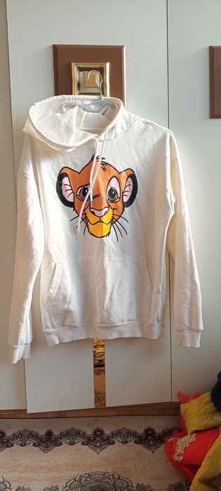 Женское толстовка белое