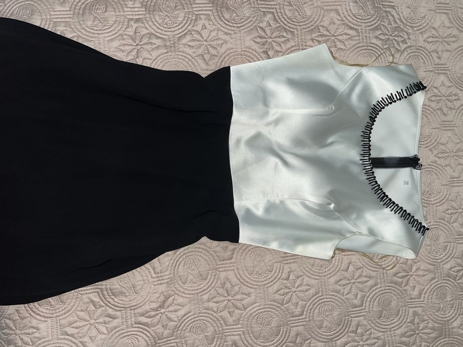 Платье вечернье, в отличном состоянии