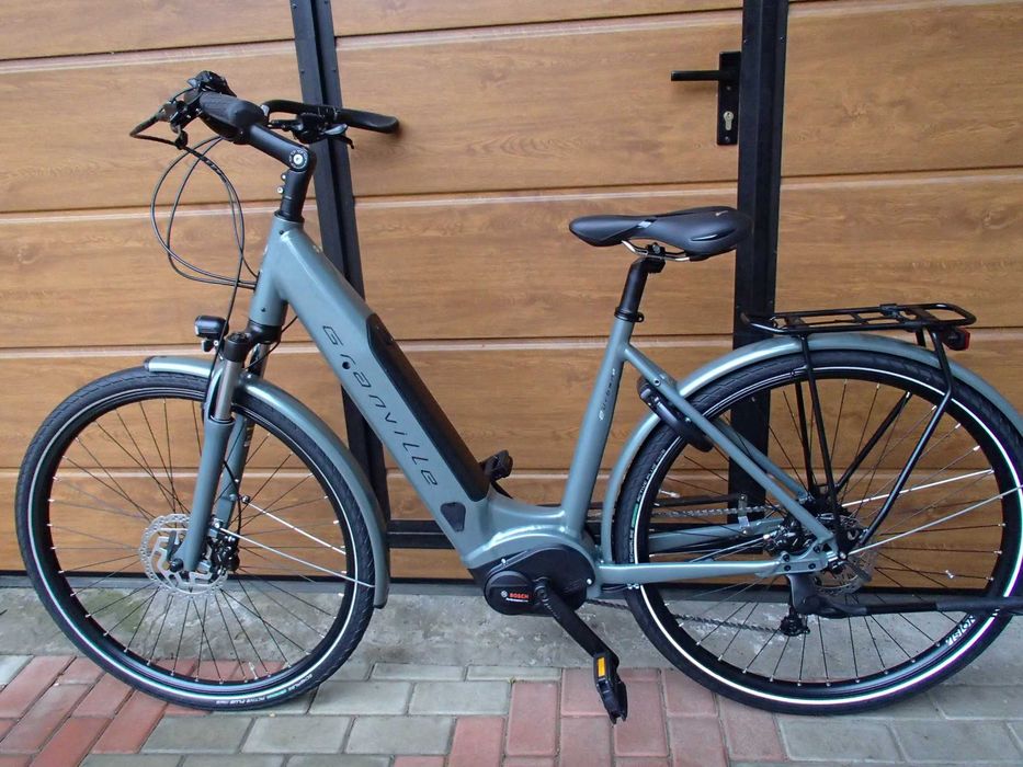 Bicicleta Electrica Bosch Smart Kiox - Nou-Echipata Complet