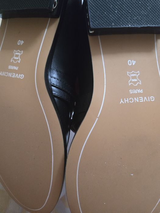 Лоферы кожанные Givenchy