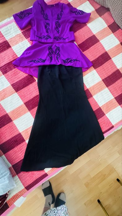 Продам платье по 5000 тенге каждые