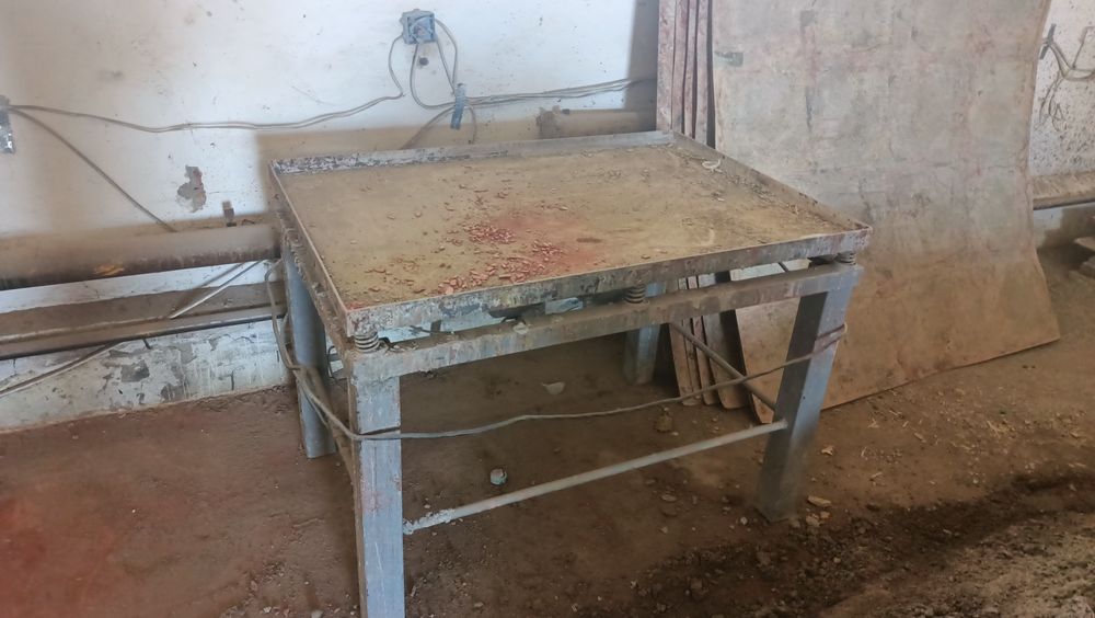 Продам вибростол