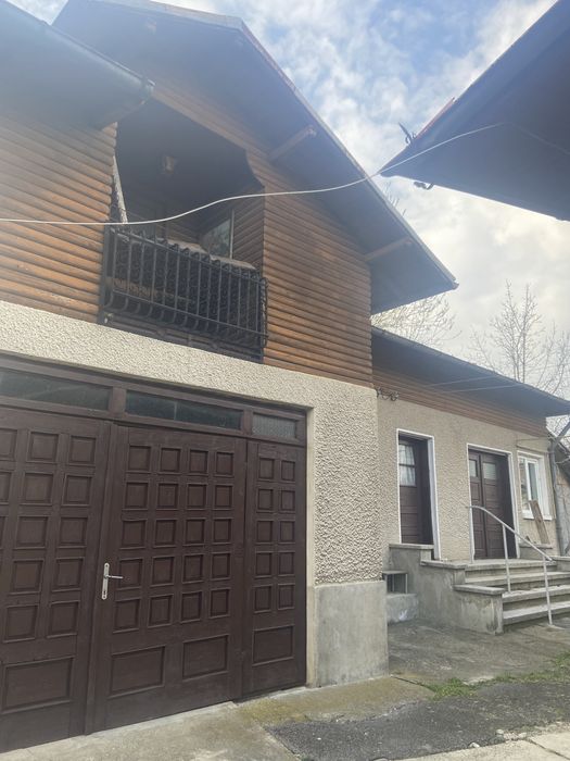 Casa de vanzare în Scorțeni