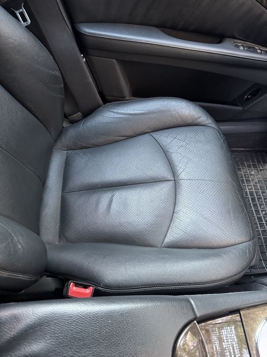 Продам сидения w211