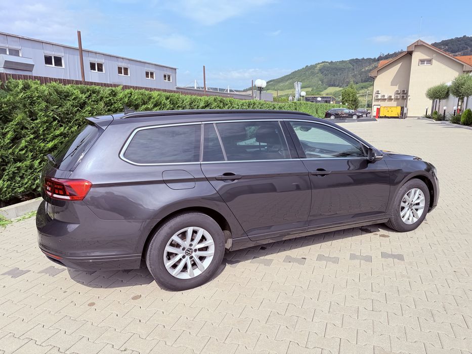 VOLKSWAGEN Passat 2023 — imagine 3