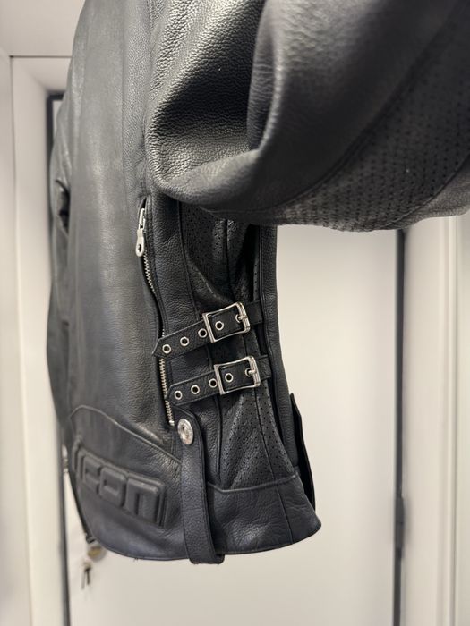 Icon Hella geaca moto de piele