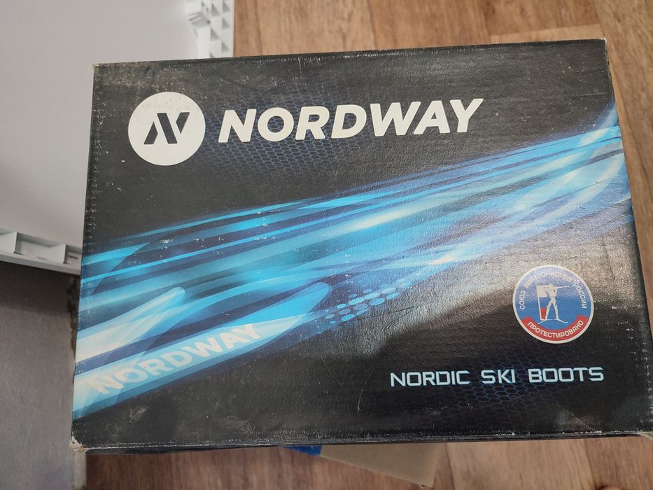 Ботинки лыжные детские