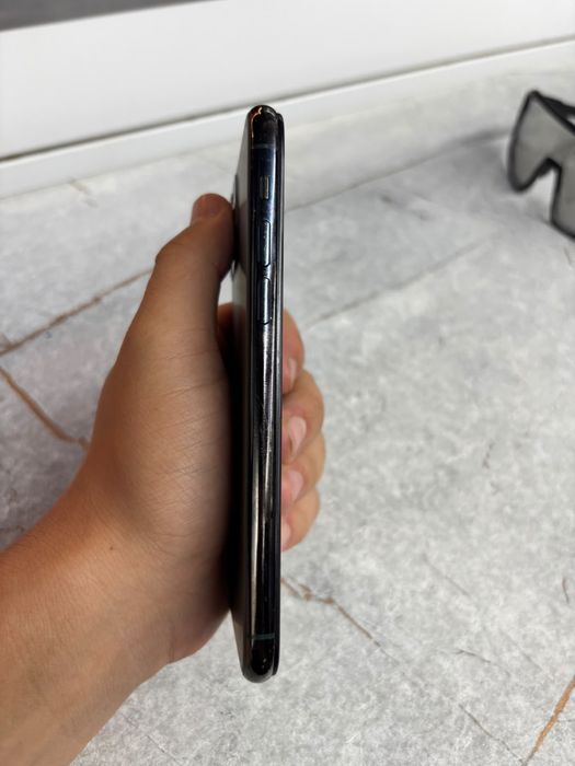 Iphone 11 pro.