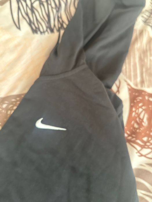 Hanorac negru nike, nou, marimea L