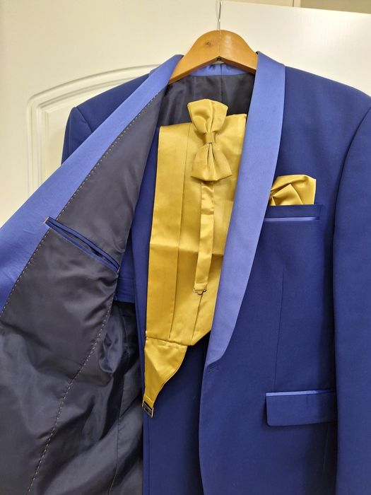 Смокинг размер М, L