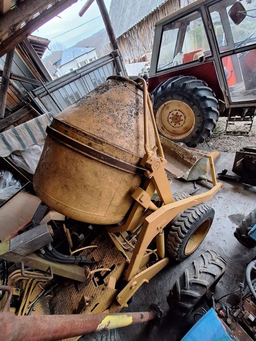 Autobetoniera 4x4 motor