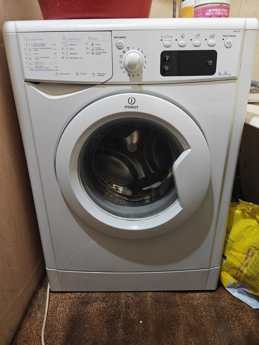 Продам стиральную машину