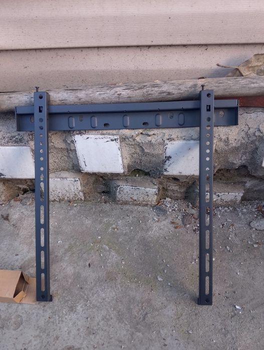 Кронштейн для телевизора