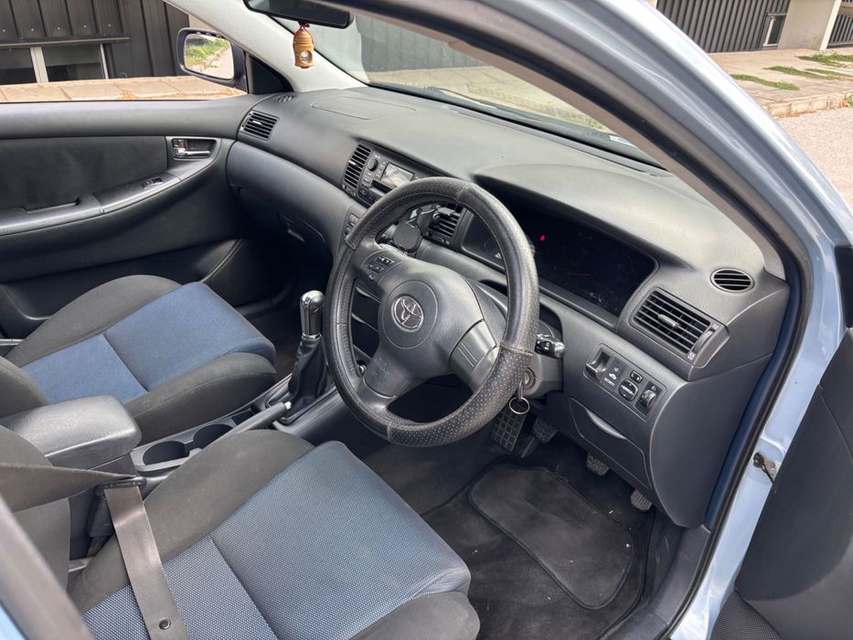 Toyota Corolla 1.6 vvti на части