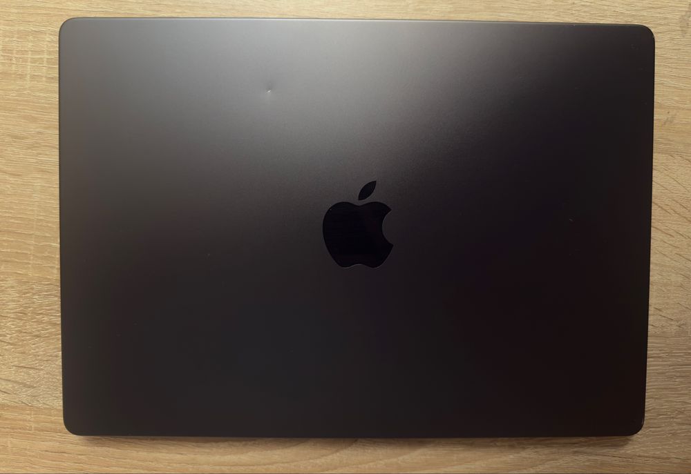 Macbook Pro m4 16/512 100%