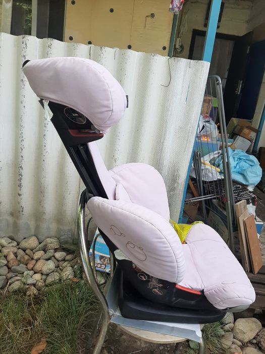 Автокресло продам