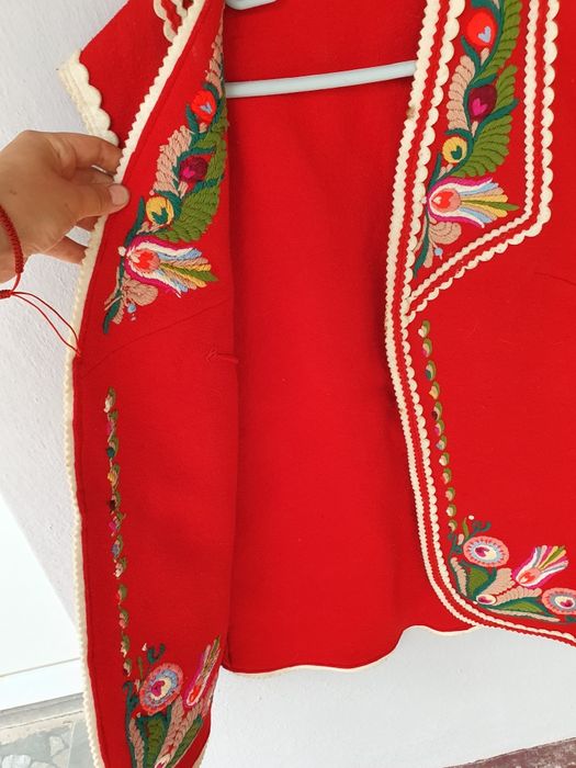 Vesta populara unisex