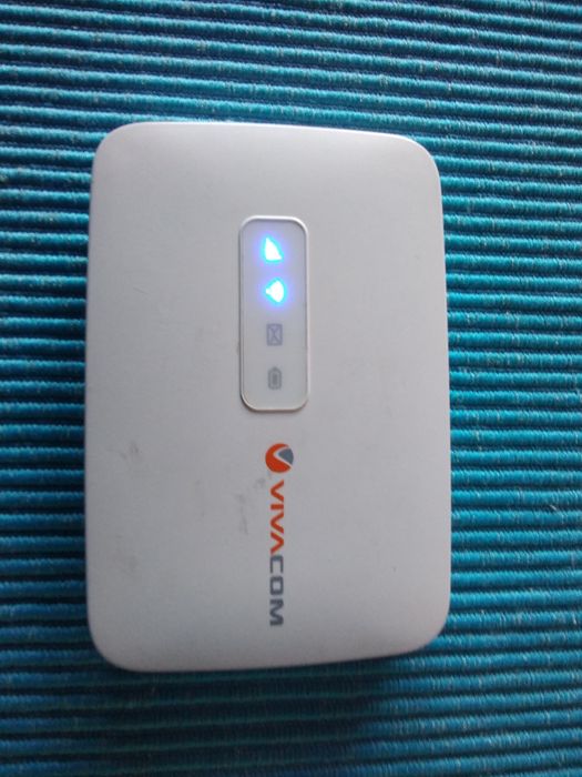 Страхотна 4G бисквитка мобилен джобен рутер за сим карти на Виваком