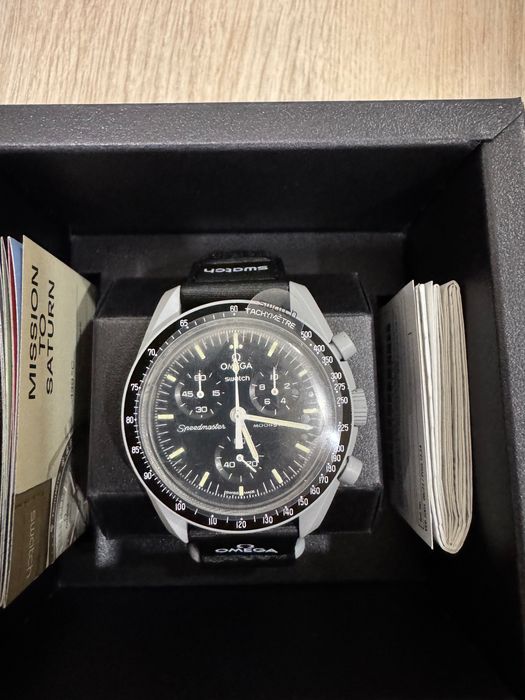 Часы коллаборация omega & swatch mission to the moon