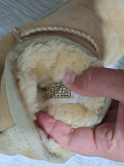 Ugg Classic Mini
