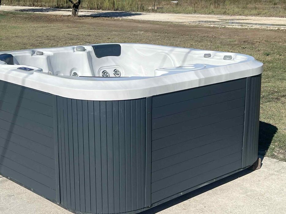 Jacuzzi pentru exterior