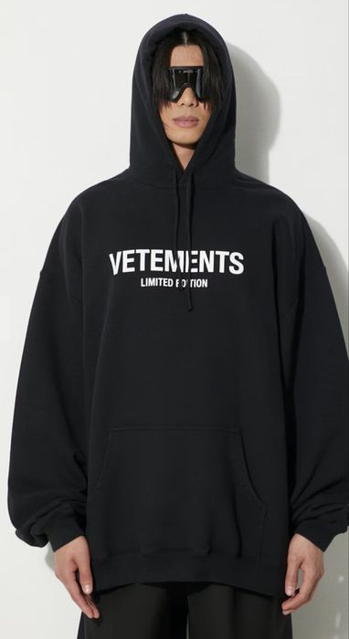 Суичър VETEMENTS Limited Edition Logo