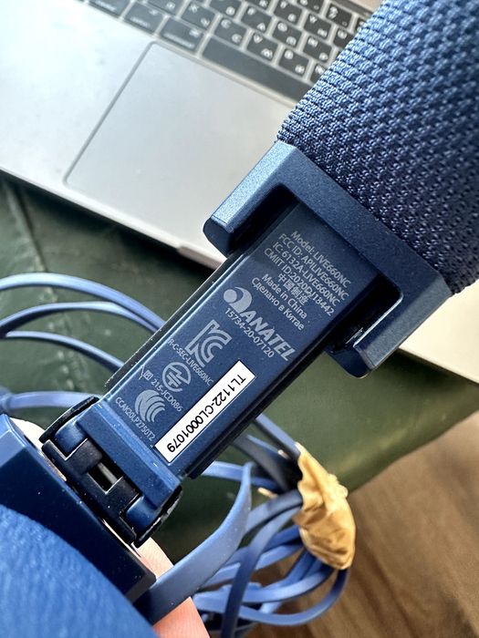 Седем парчета  лушалки JBL  Live 660NC, Tune 760NC, Live 460NC,  Tune 660NC  (DEMO / за части)