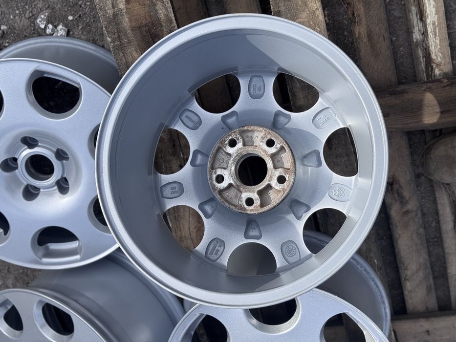 Ауди r16 original