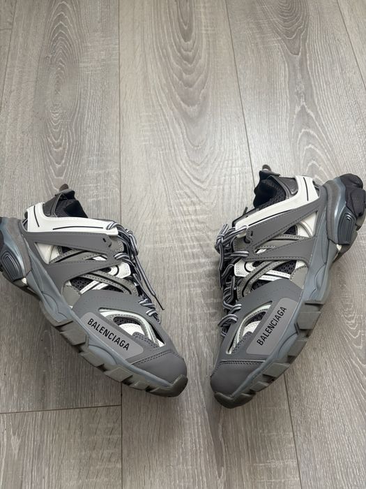 Balenciaga Track