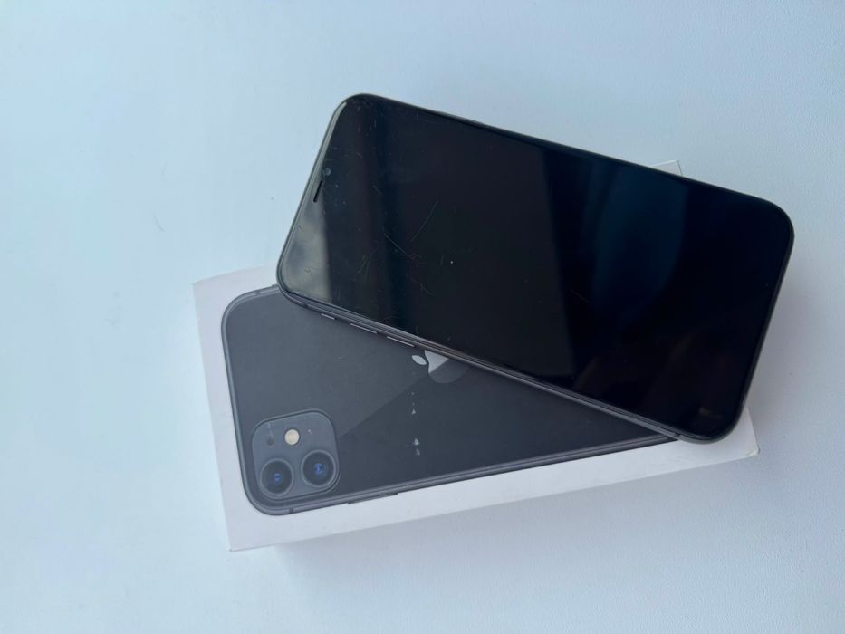 Iphone 11 64gb продам или обмен