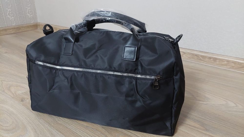 Продам дорожную сумку новая