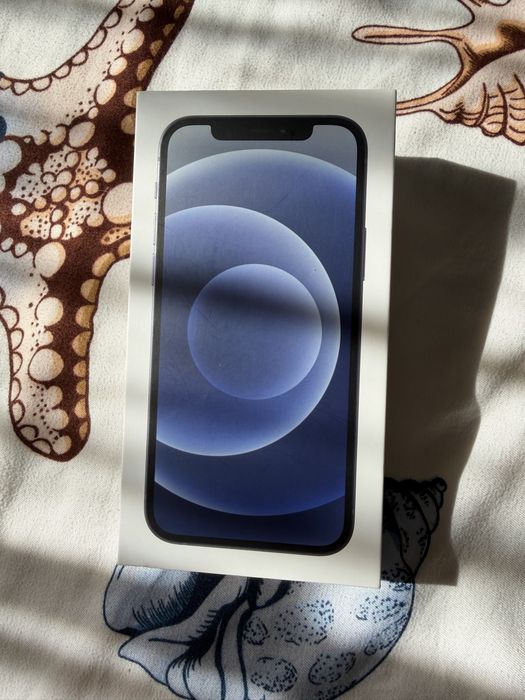 Iphone 12 , utilizat