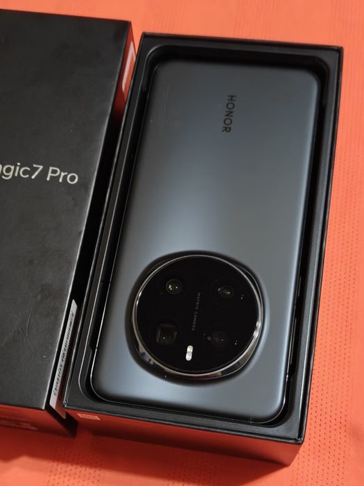 Honor Magic 7 Pro 512 gb Ram 12 5G global