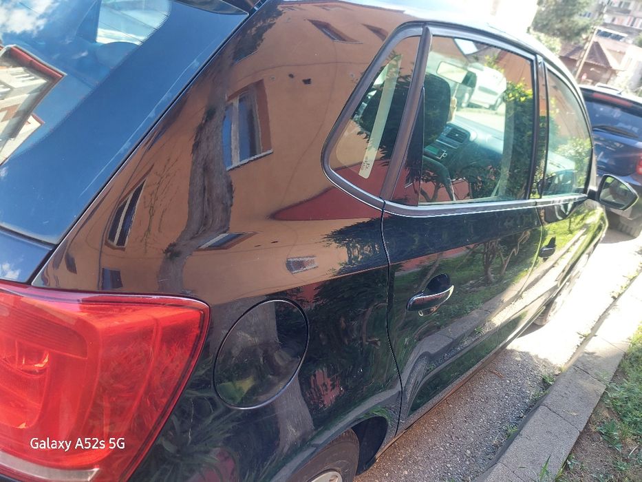 VOLKSWAGEN Polo 2010 — imagine 3