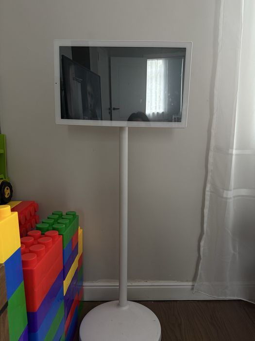 планшет на колесах