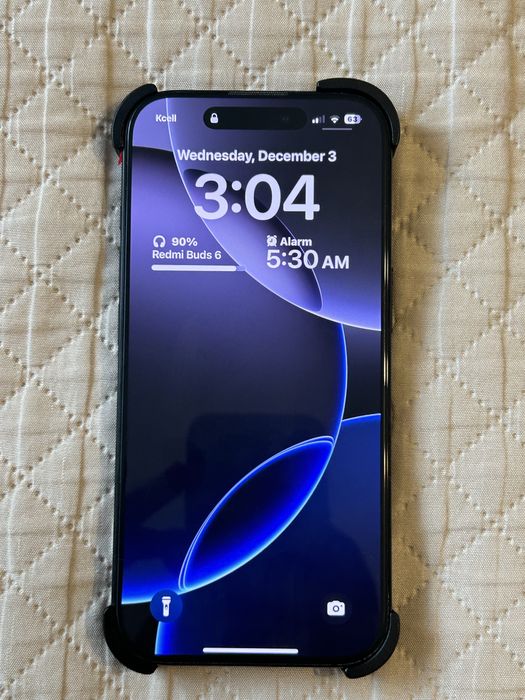 Металлический чехол iphone 16 pro