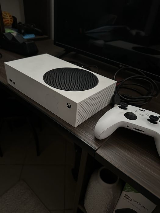 Xbox series s , stare ca nou