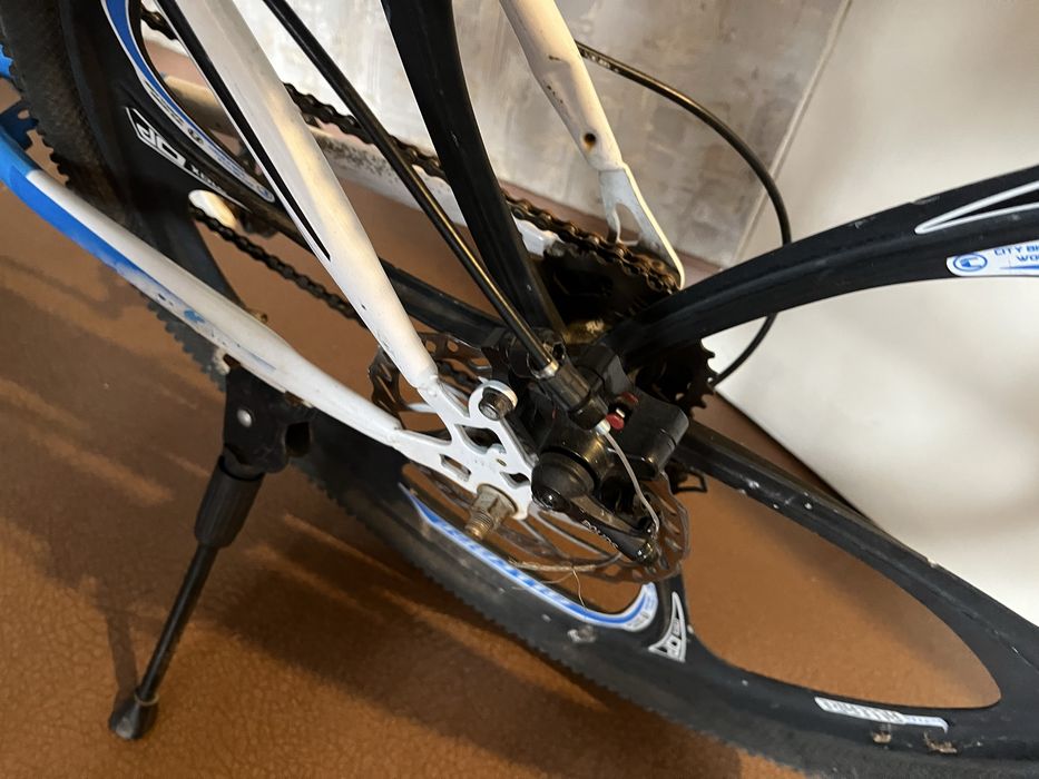 Велосипед спортивный